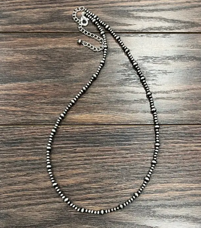 Handmade Navajo Bead Necklace, 736977