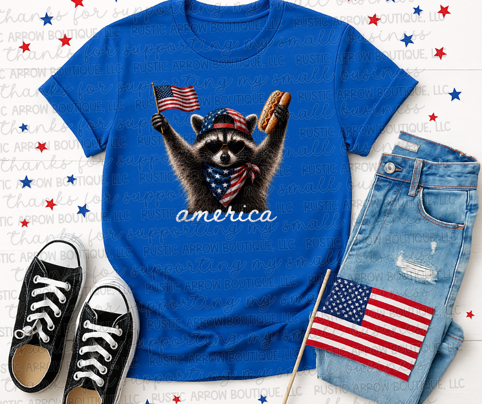 America Raccoon with Hot Dog