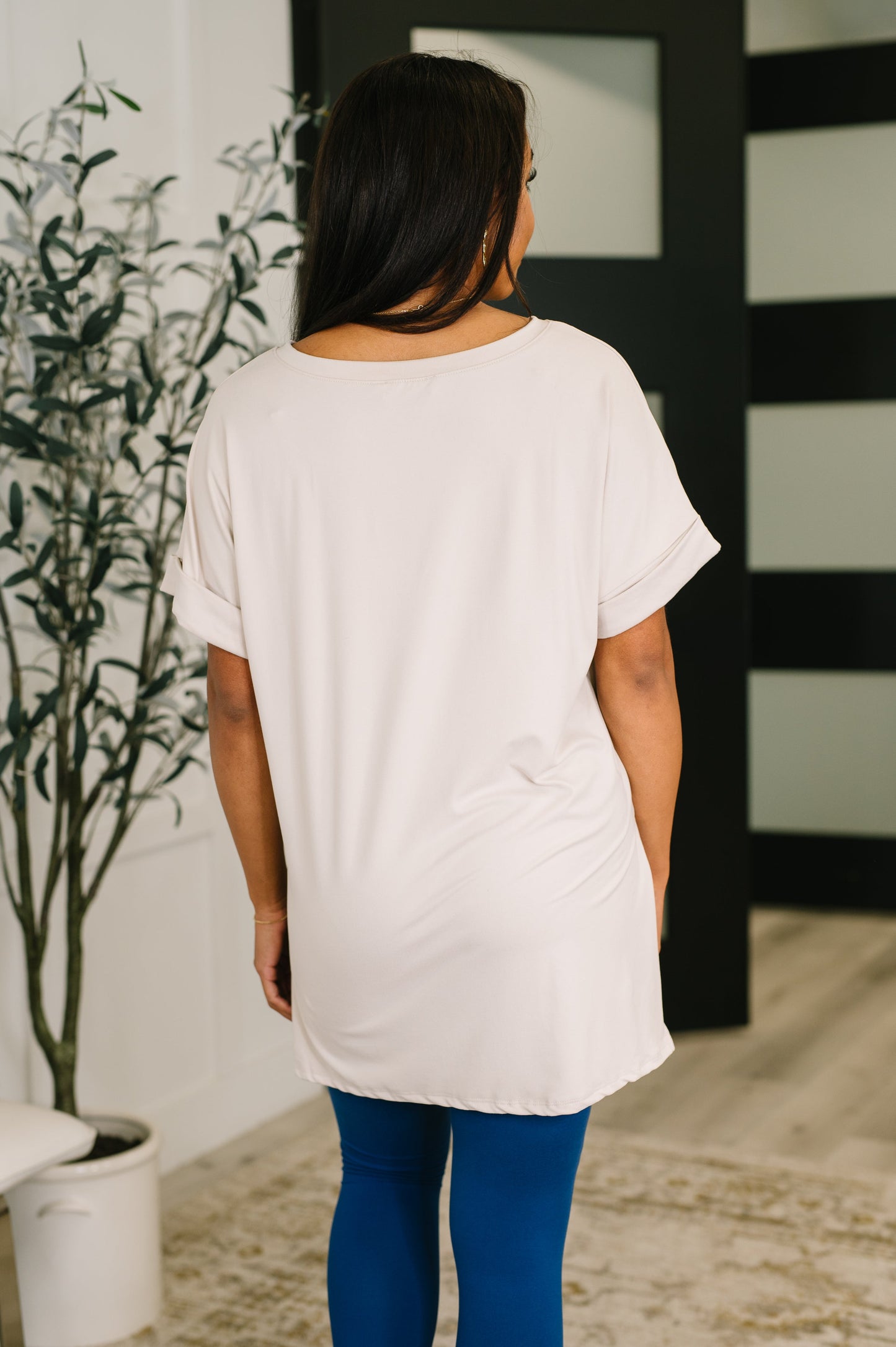 Basic Layering Relaxed V-Neck Tee