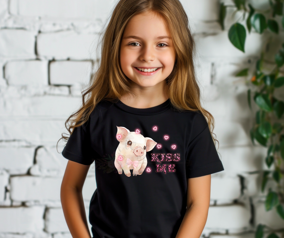 Kiss Me Valentines Pig