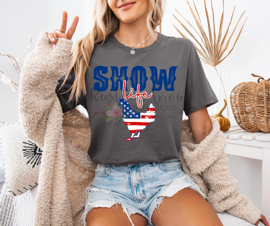 Show Life Chicken American Flag