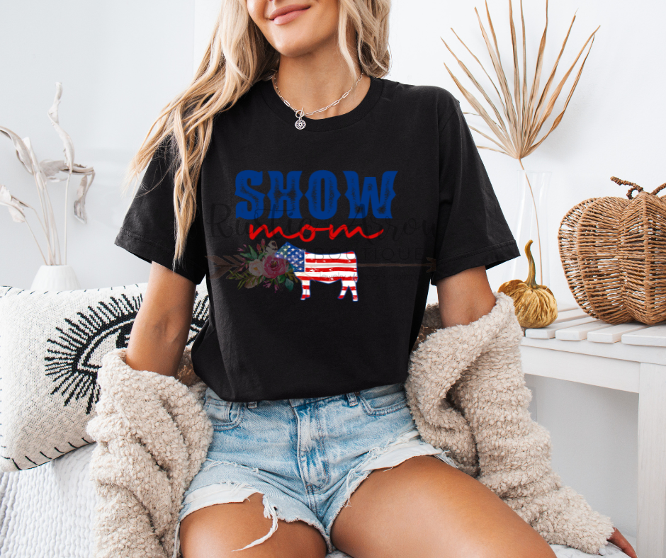 Show Mom Cattle American Flag
