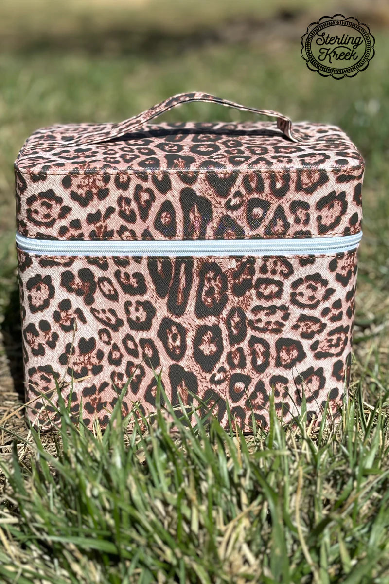 Wildy Western Makeup Box