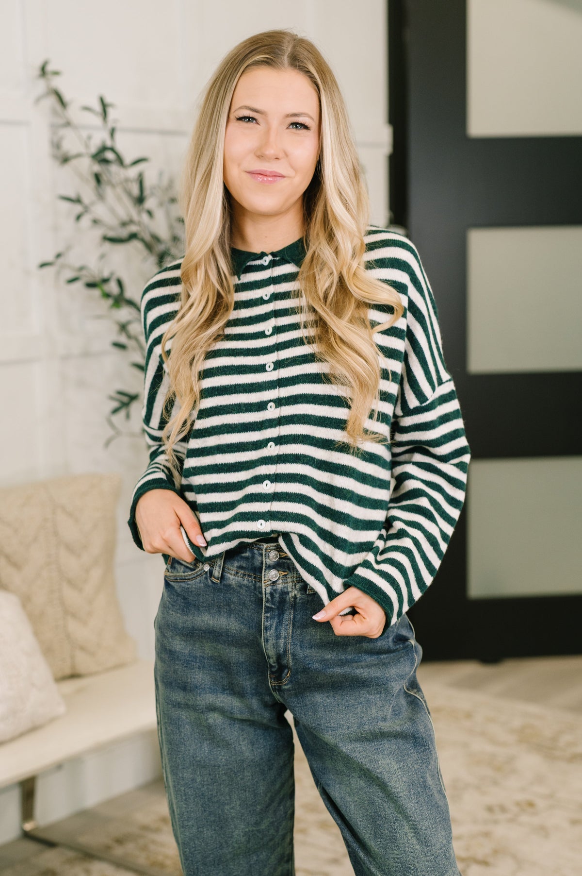 Won't Be Long Collared Sweater Button Down in in Hunter Green