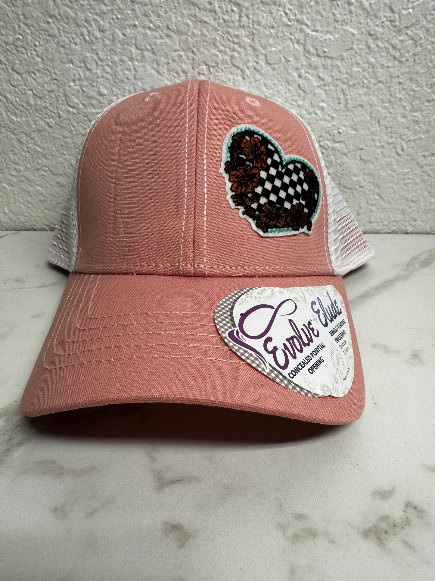 Checkered Heart Cap